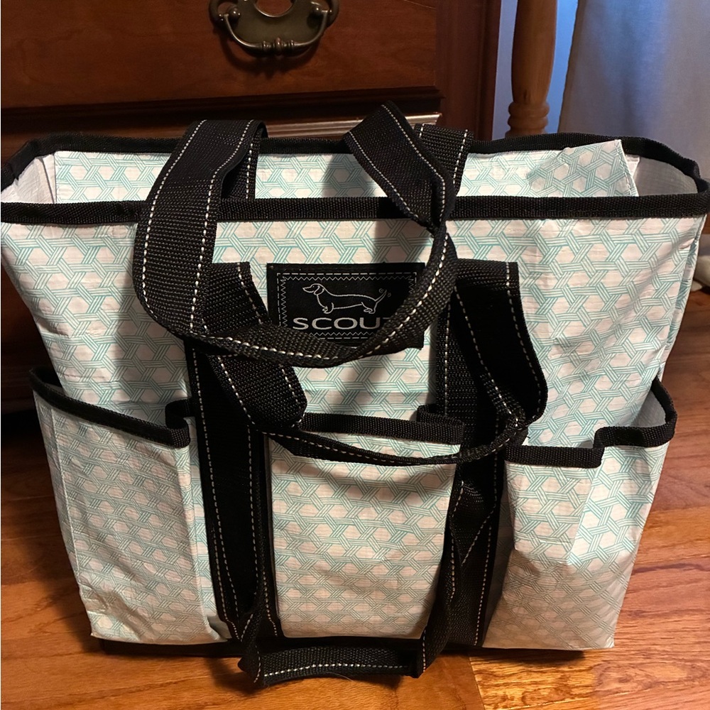 Scout Tote Bag in Light Aqua Pattern with Black Trim
